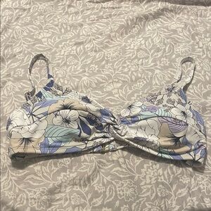 Floral Twist Front Bikini Top in Pastel Blue & Cream